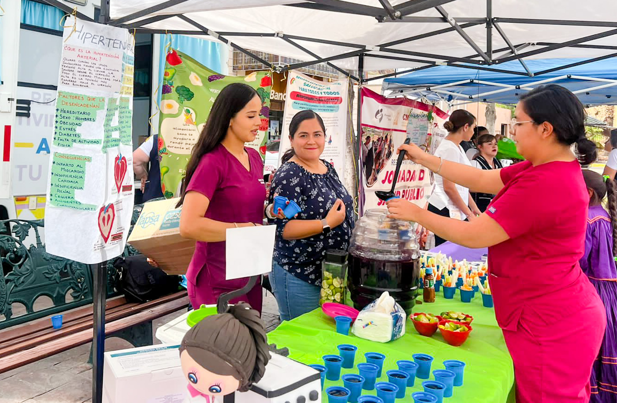 Exitosa Feria de la Salud en la plaza Principal : Promoviendo el ...